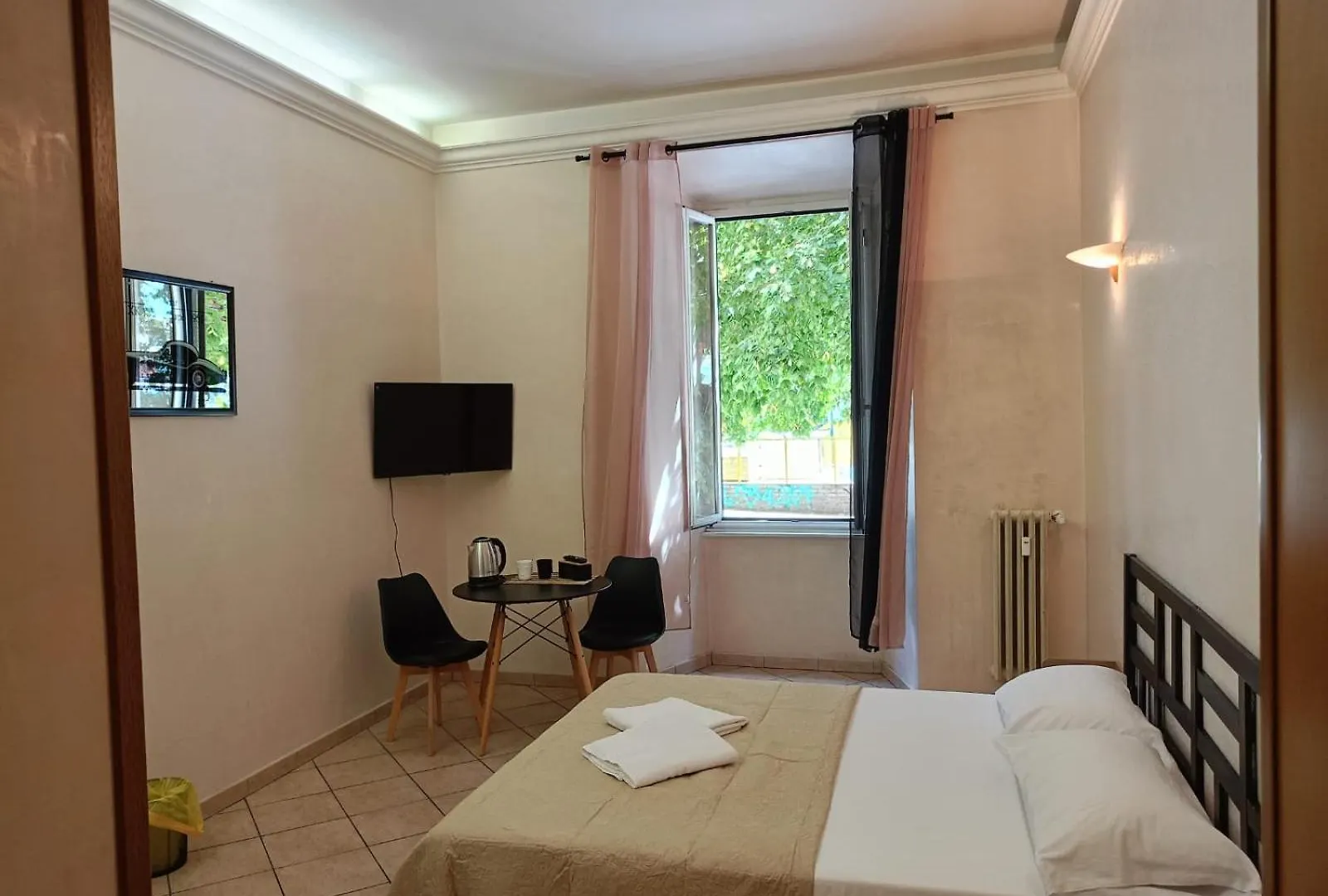 Ragusa Bis Rome Bed & Breakfast